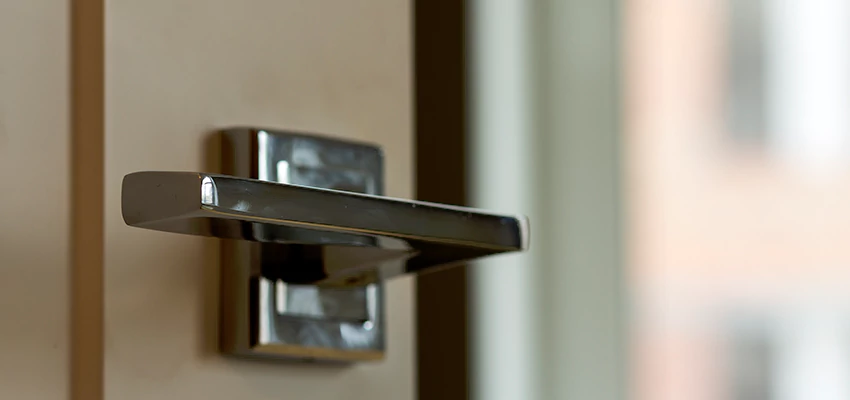 Door Lever Knob Repair in Ukiah, California