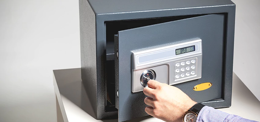 Jewelry Safe Unlocking Service in Ukiah, California